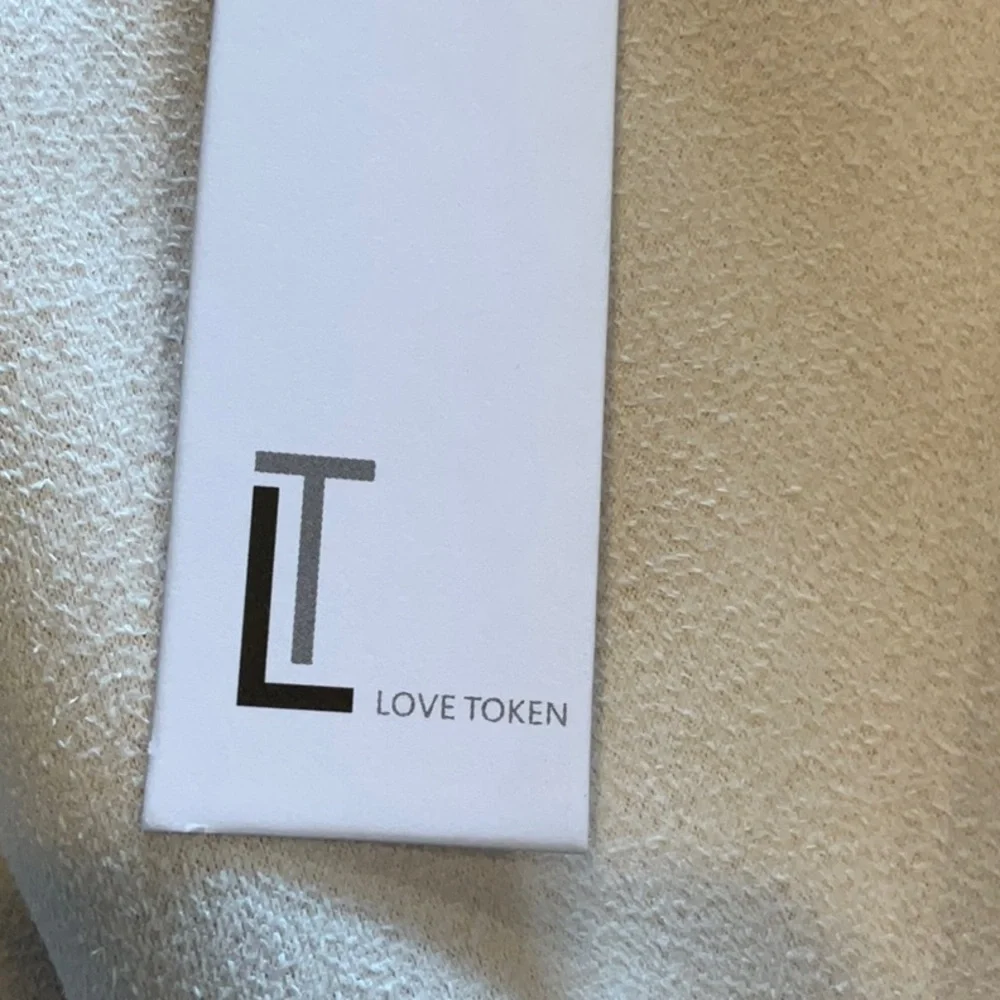 NWT- Love Token Bentley Faux Fur Jacket - Picture 6 of 11